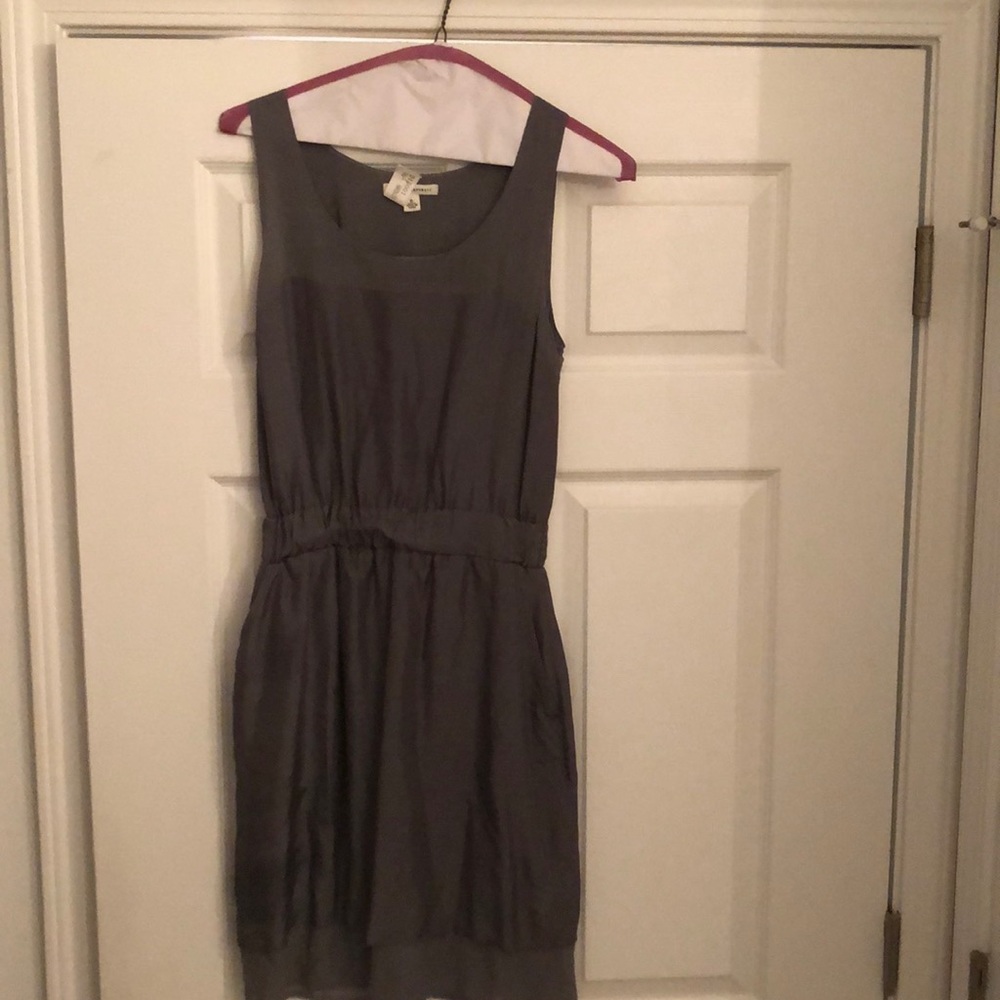 Banana republic silk dress gray